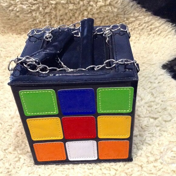 NWOT Rubik Cube Purse,Vegan Leather, Big Bang Theory, Unique, Cosplay, Gorpcore - Picture 1 of 4